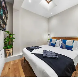 apt-modern-in-southeast-peckham.brighton-hotels-england.com/